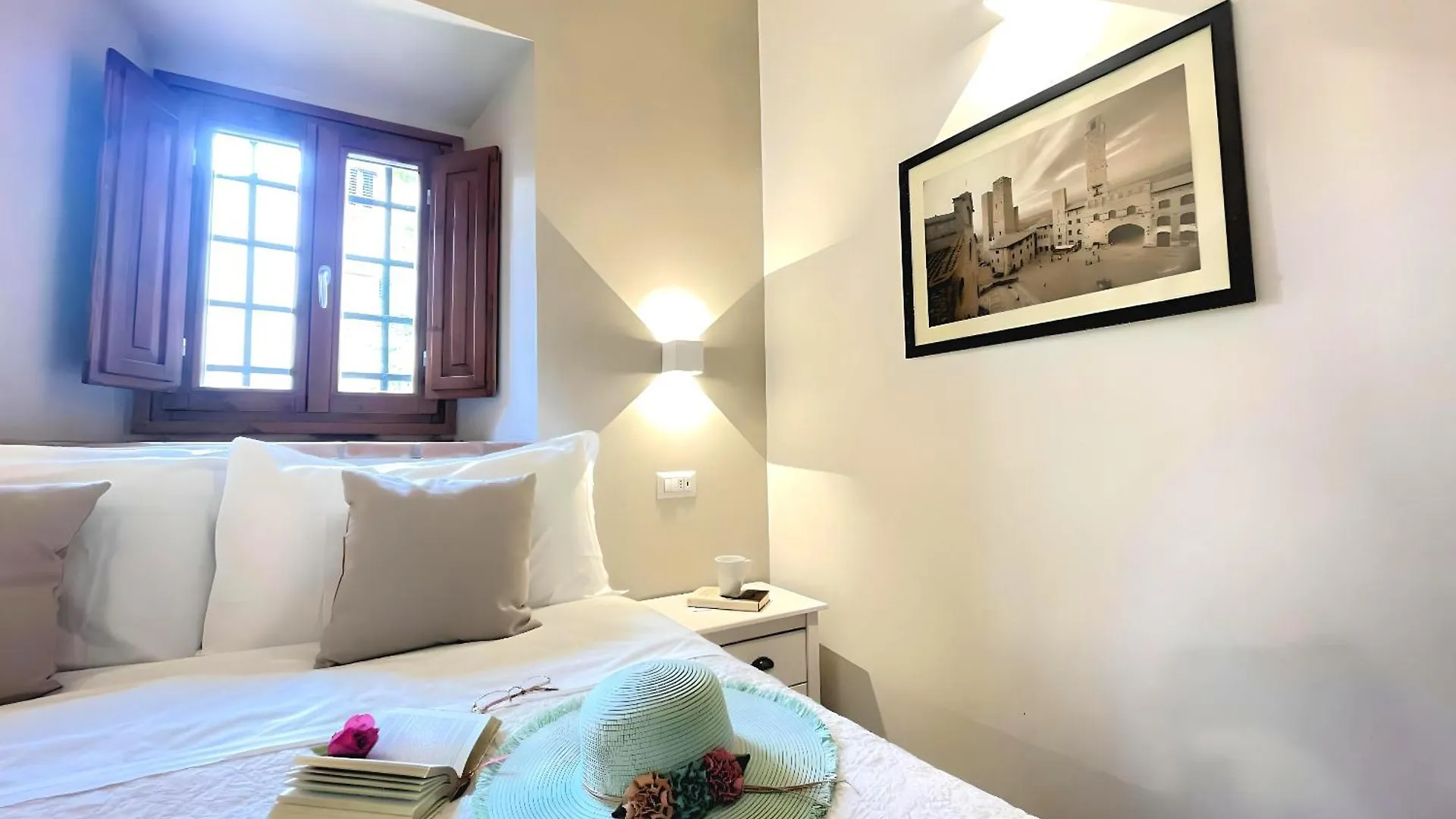 Hotel La Casa Di Ines San Gimignano Pensión