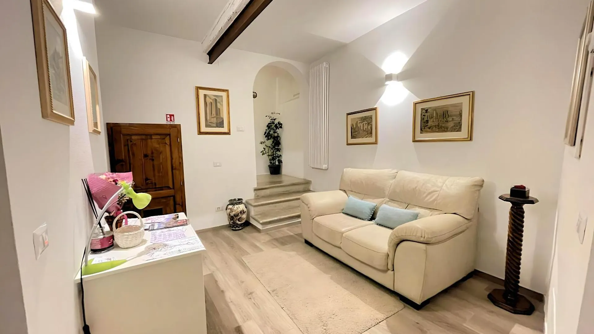 La Casa Di Ines Hotel San Gimignano Italy